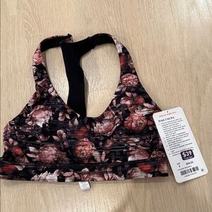 Lululemon break free bra